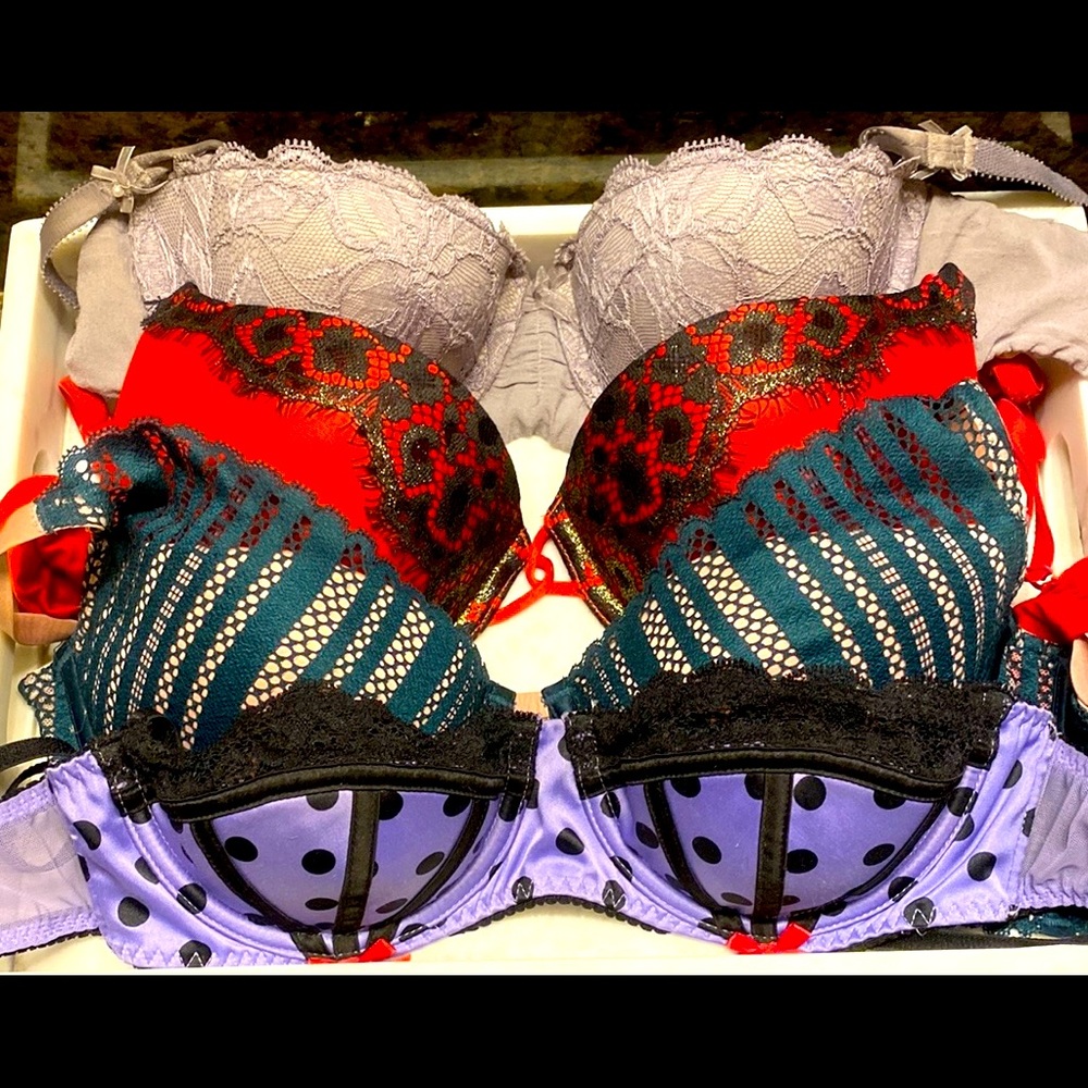 Victorias Secret Bras